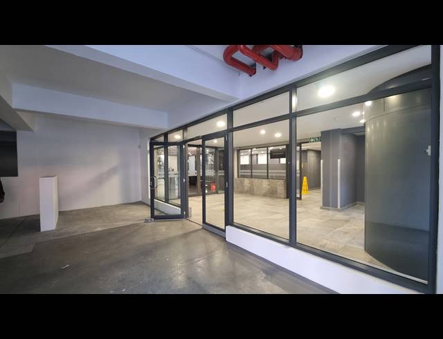 496M² RETAIL TO LET IN WOODSTOCK